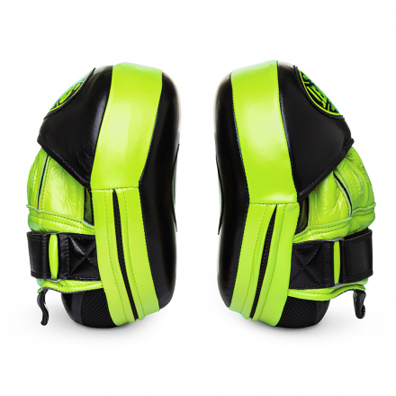 Лапы тренерские LEADERS CURVED чёрно-зелёные Лапы тренерские LEADERS CURVED чёрно-зелёные