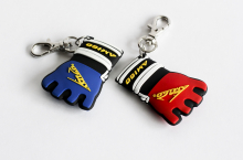 Брелок перчатка MMA AMIGO