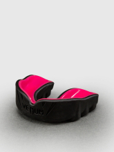 Капа боксерская Venum Challenger Black/Raspberry